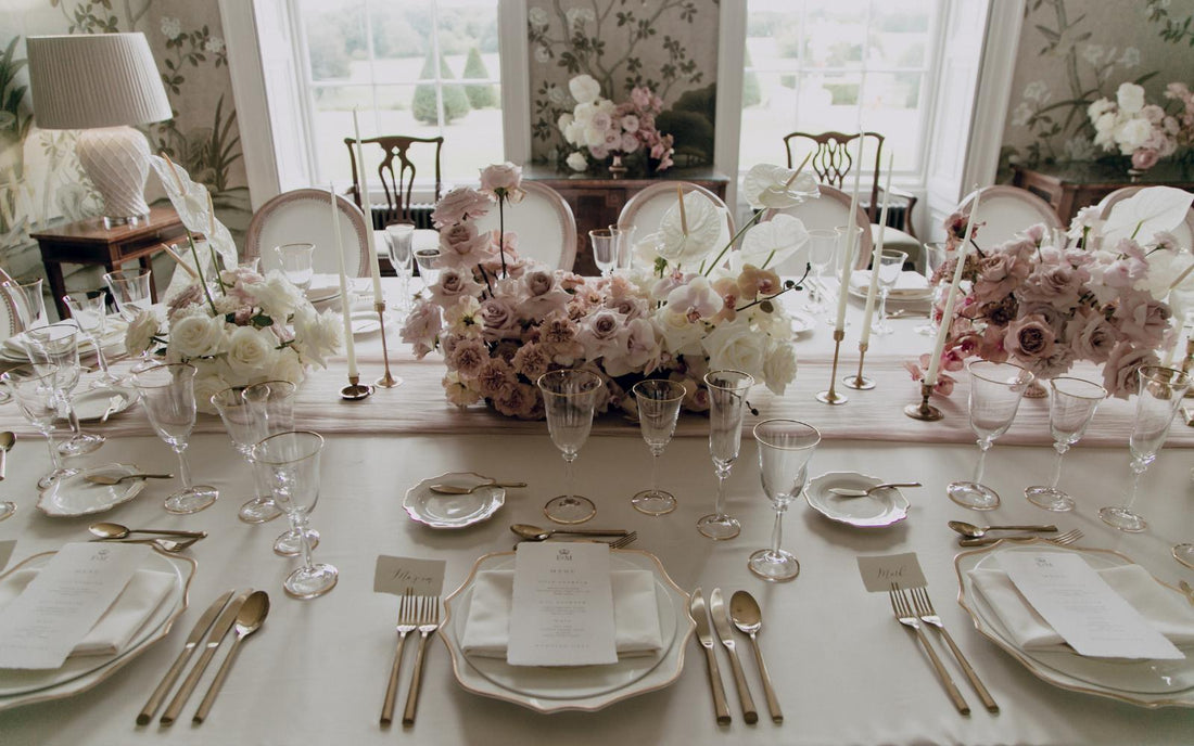 The Prettiest Wedding Tablescapes Ideas-Emily's Lollies